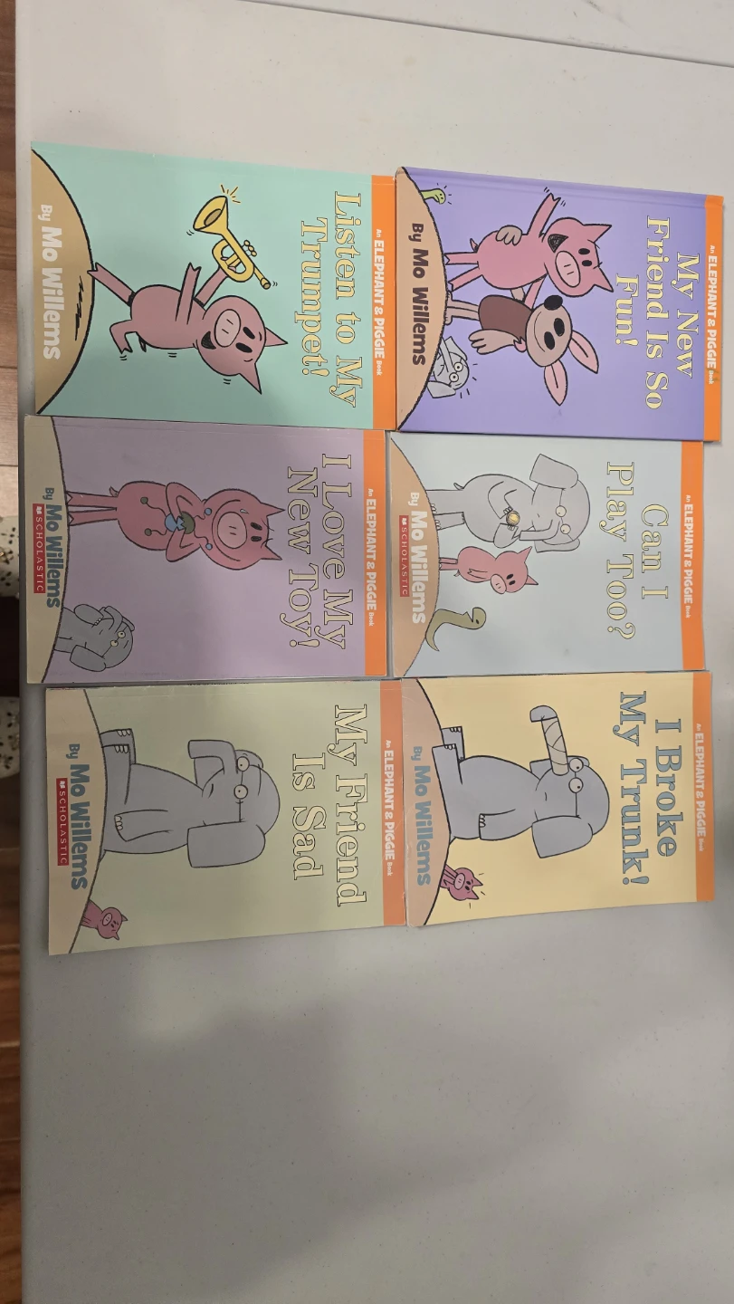 Set of 6 Elephant & Piggie Books