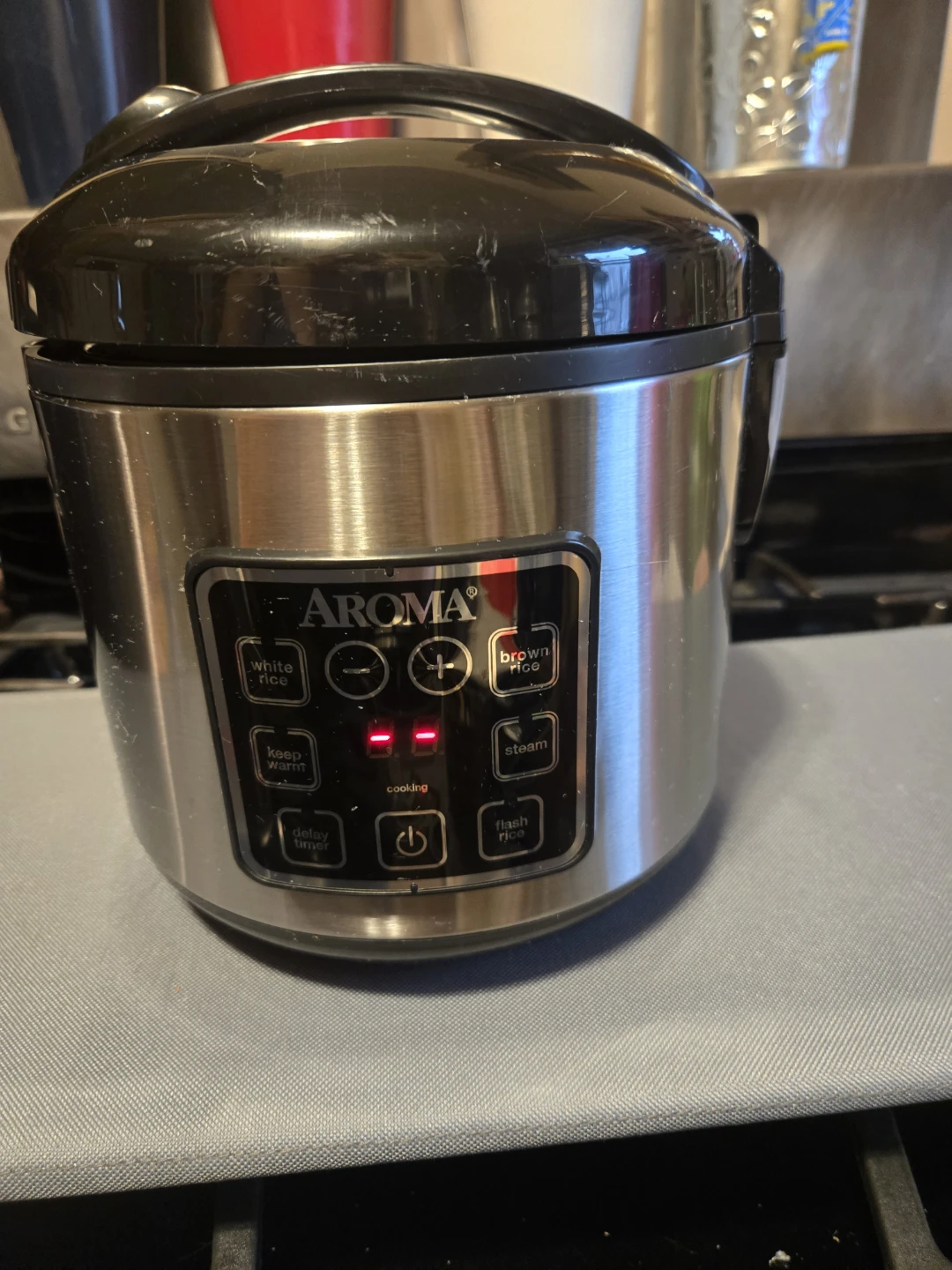 Aroma ARC-914SBD Digital Rice Cooker