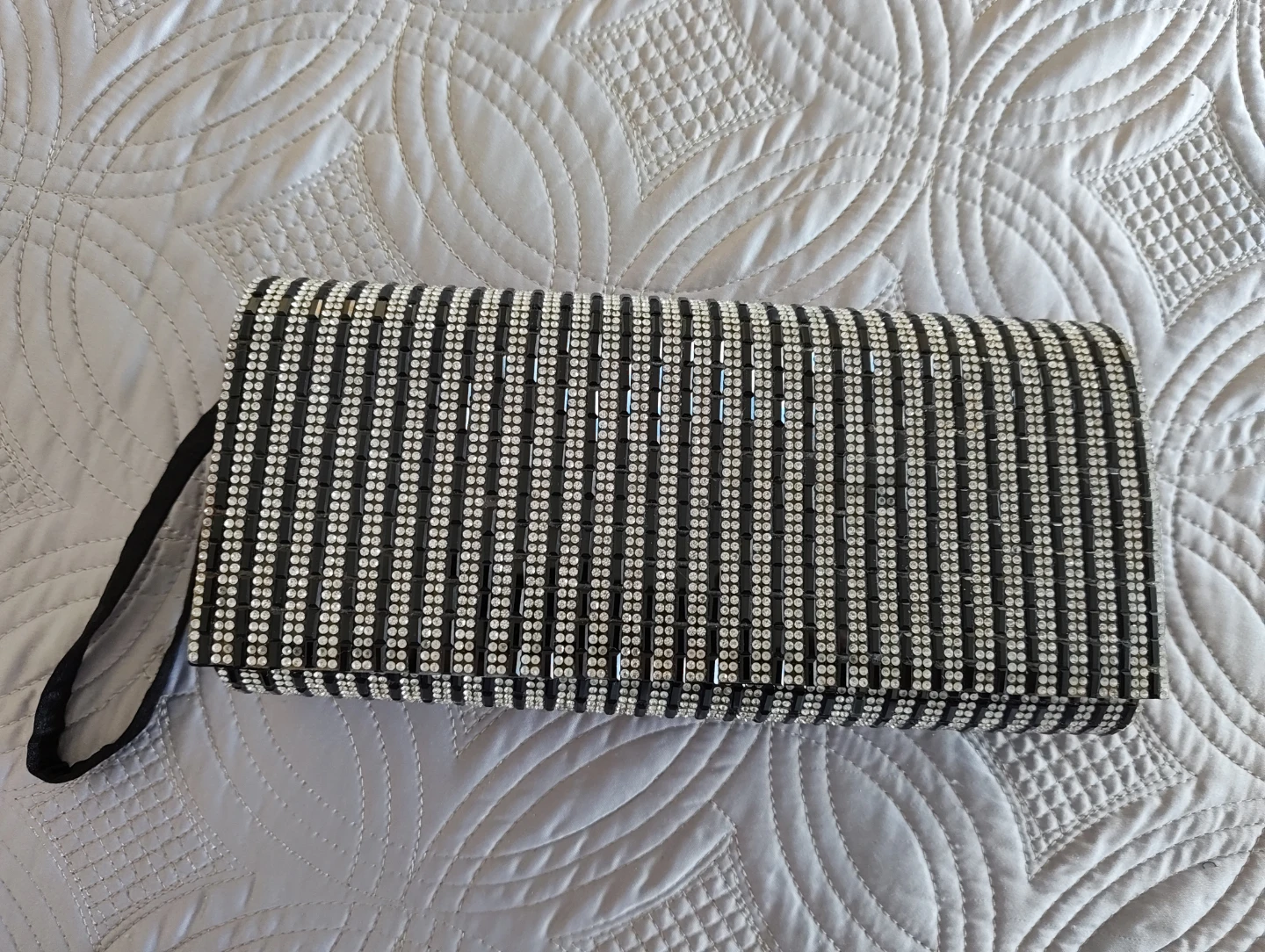 Ardene Occasion Rhinestone Clutch - photo 3