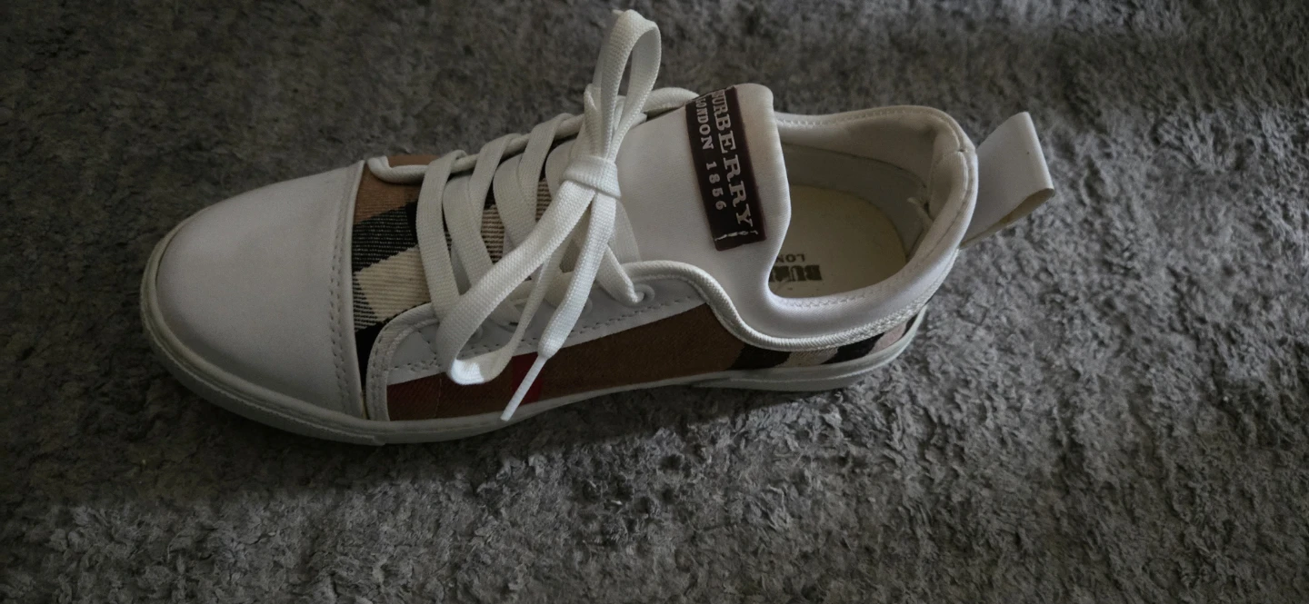 Burberry London sneakers - photo 2