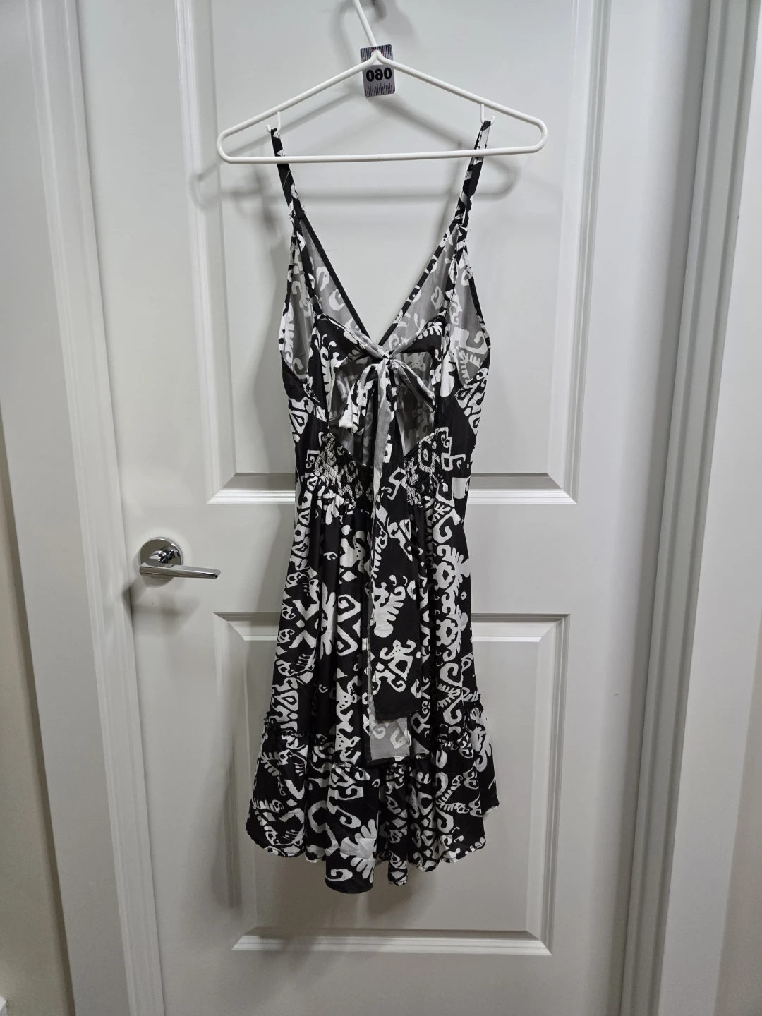 Model France Black and White Print Dress - photo 3