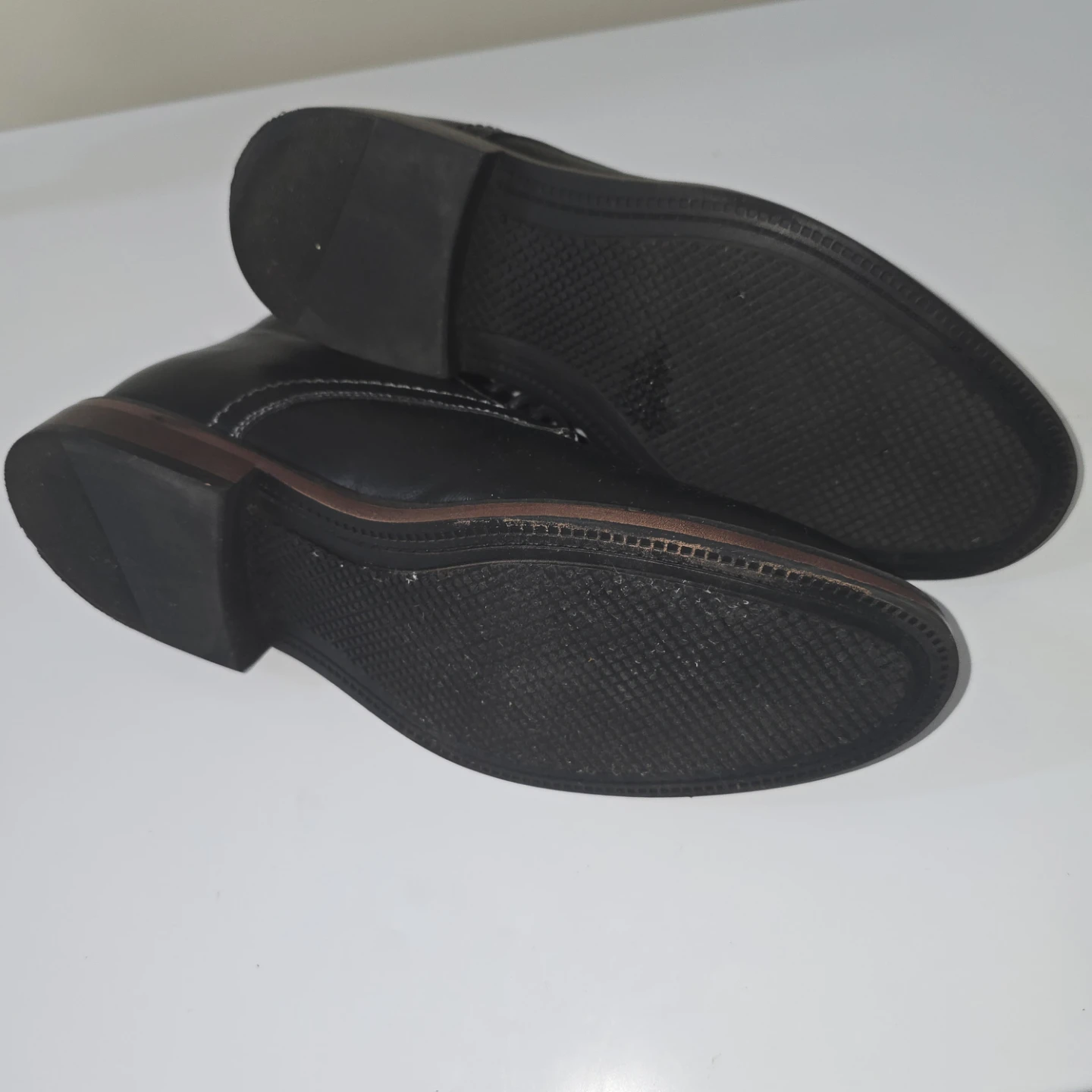 Dexter Comfort Black Leather Chukka Boots - photo 4