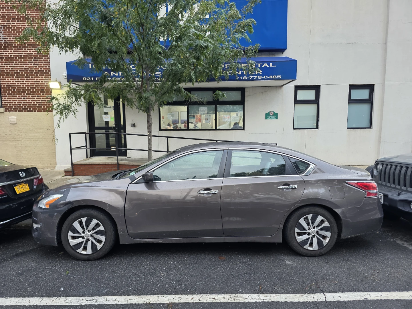 Nissan Altima Sedan - photo 3