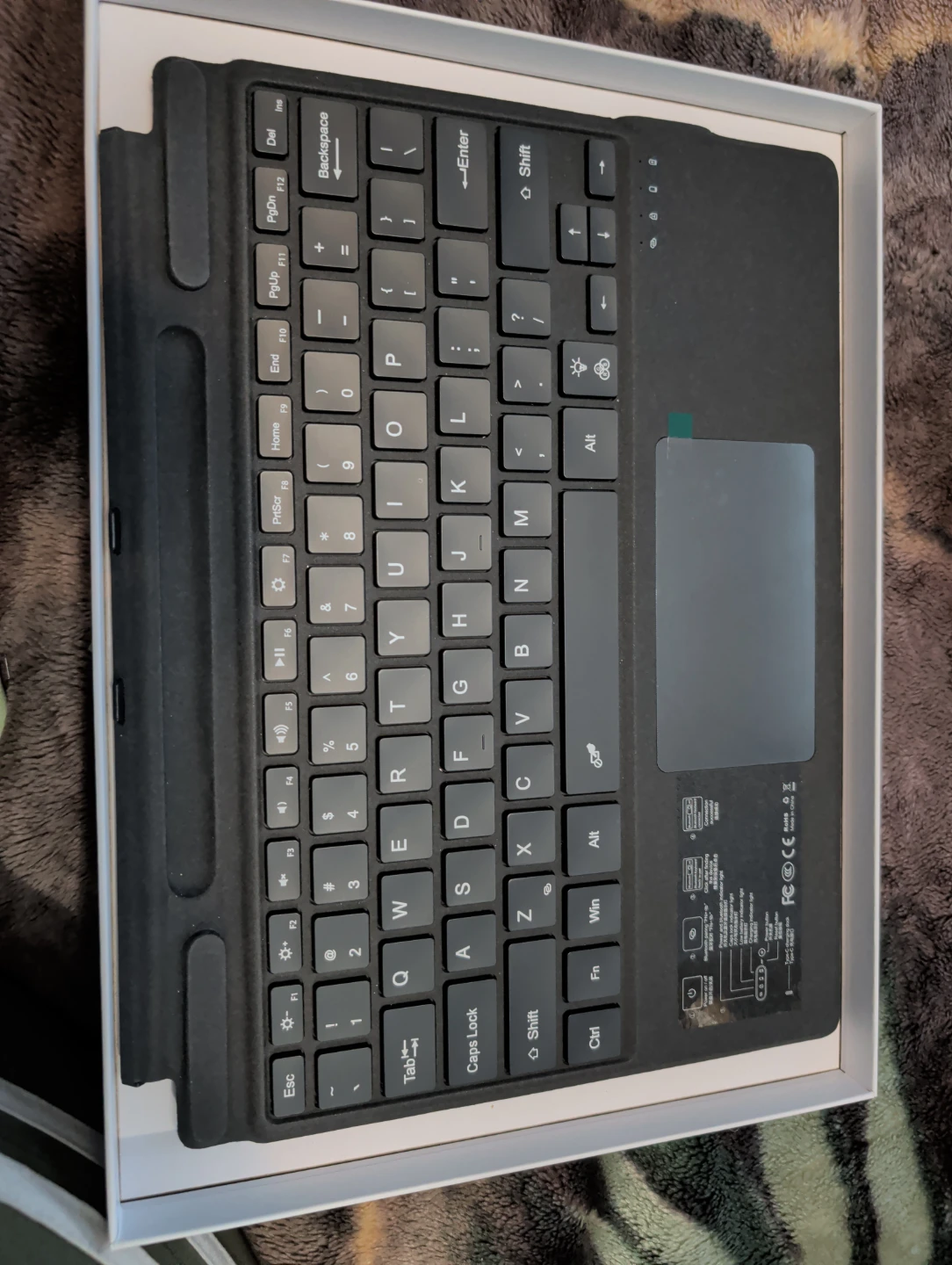 Ultra-thin Keyboard for Surface Pro 8/9/X/10/11 - photo 2