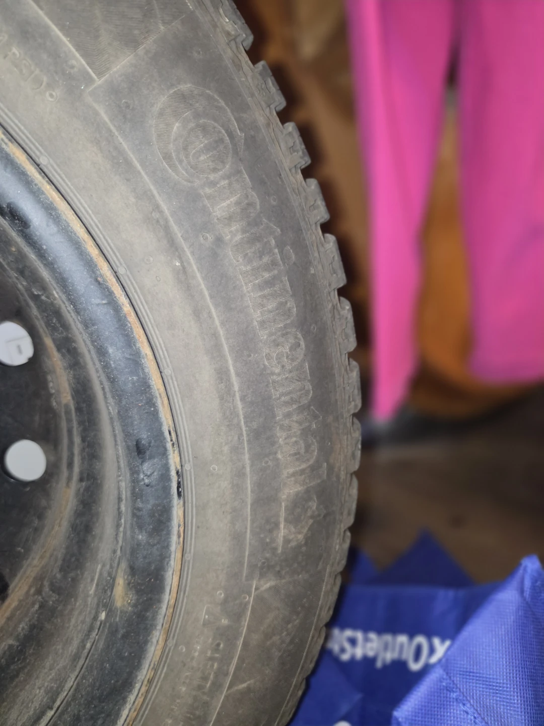 Continental 205/60 R16 Winter Tire - photo 3