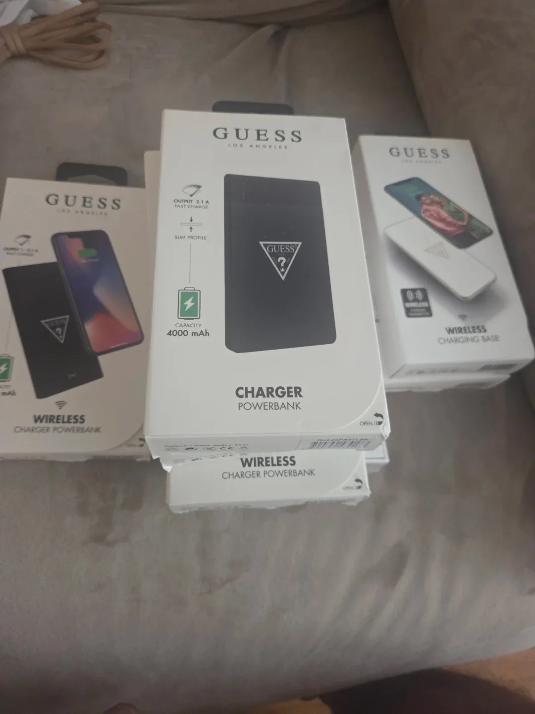 GUESS Wireless Charger Powerbank 4000 mAh