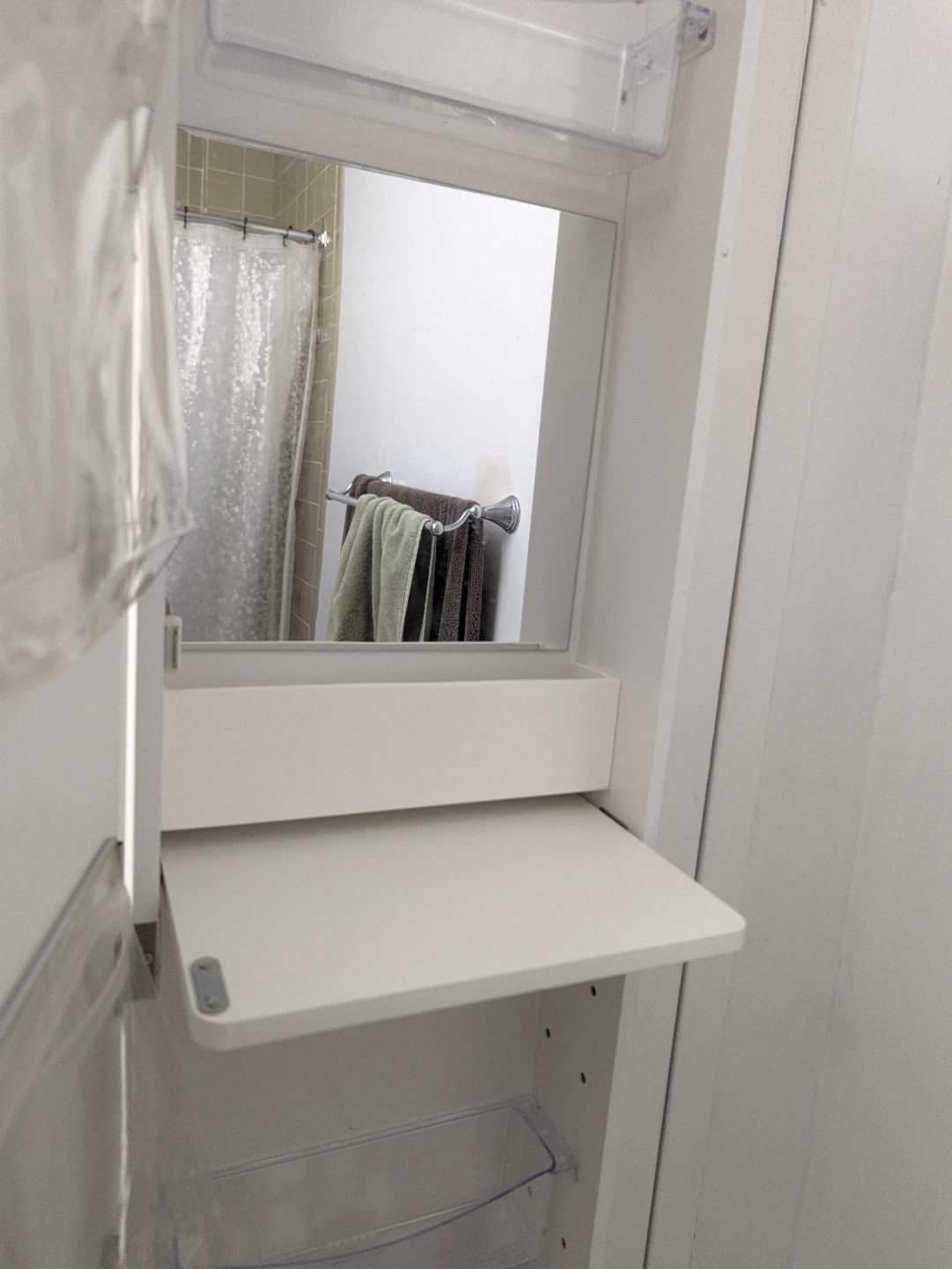 Moving Sale! By Sep 30 Mirror Cabinet - photo 3