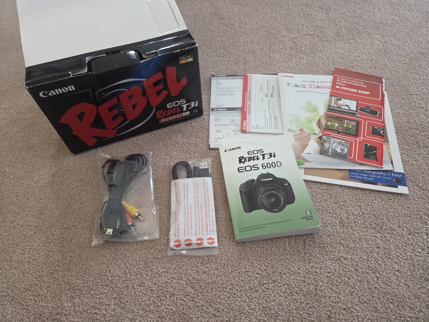 Canon EOS Rebel T3i Camera Kit