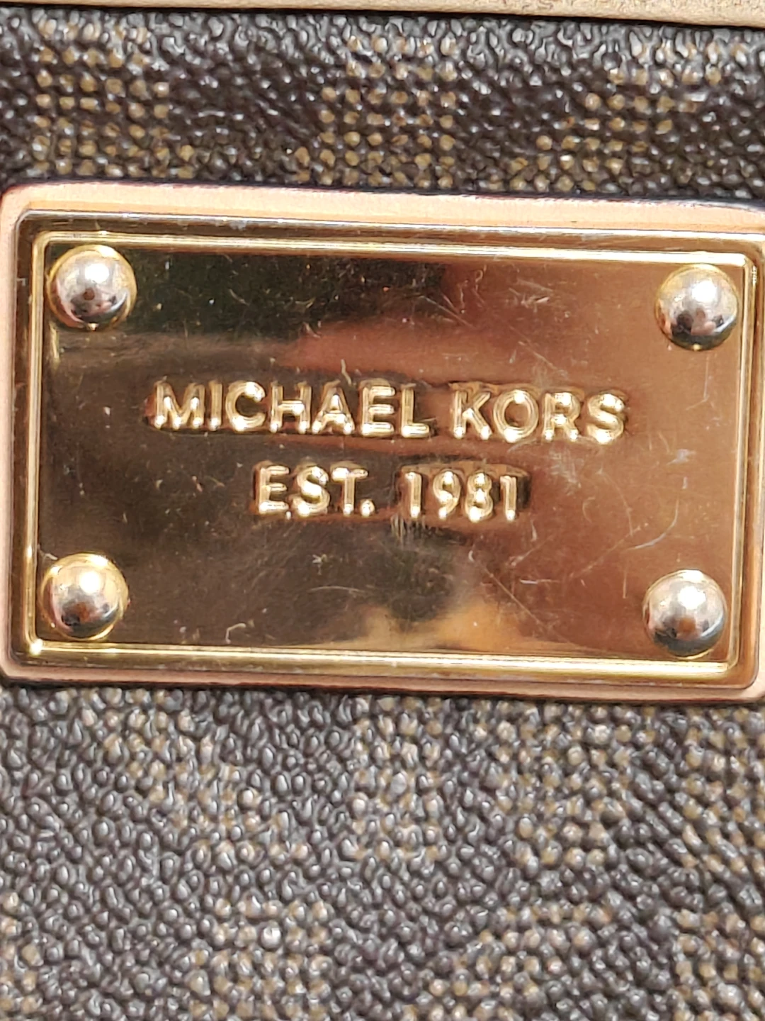 Michael Kors Wristlet - photo 3