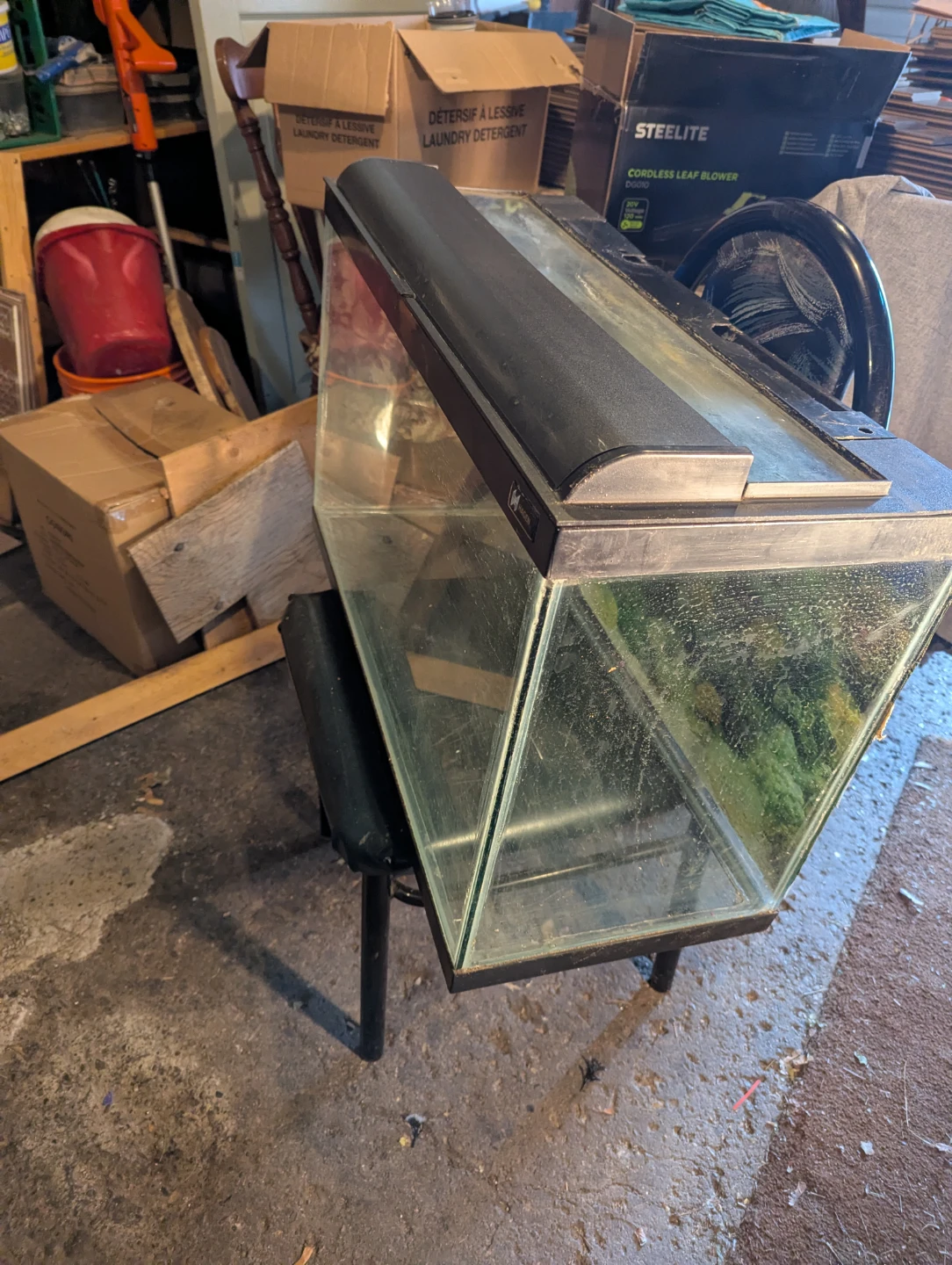Hagen Aquarium with Metal Stand - photo 3