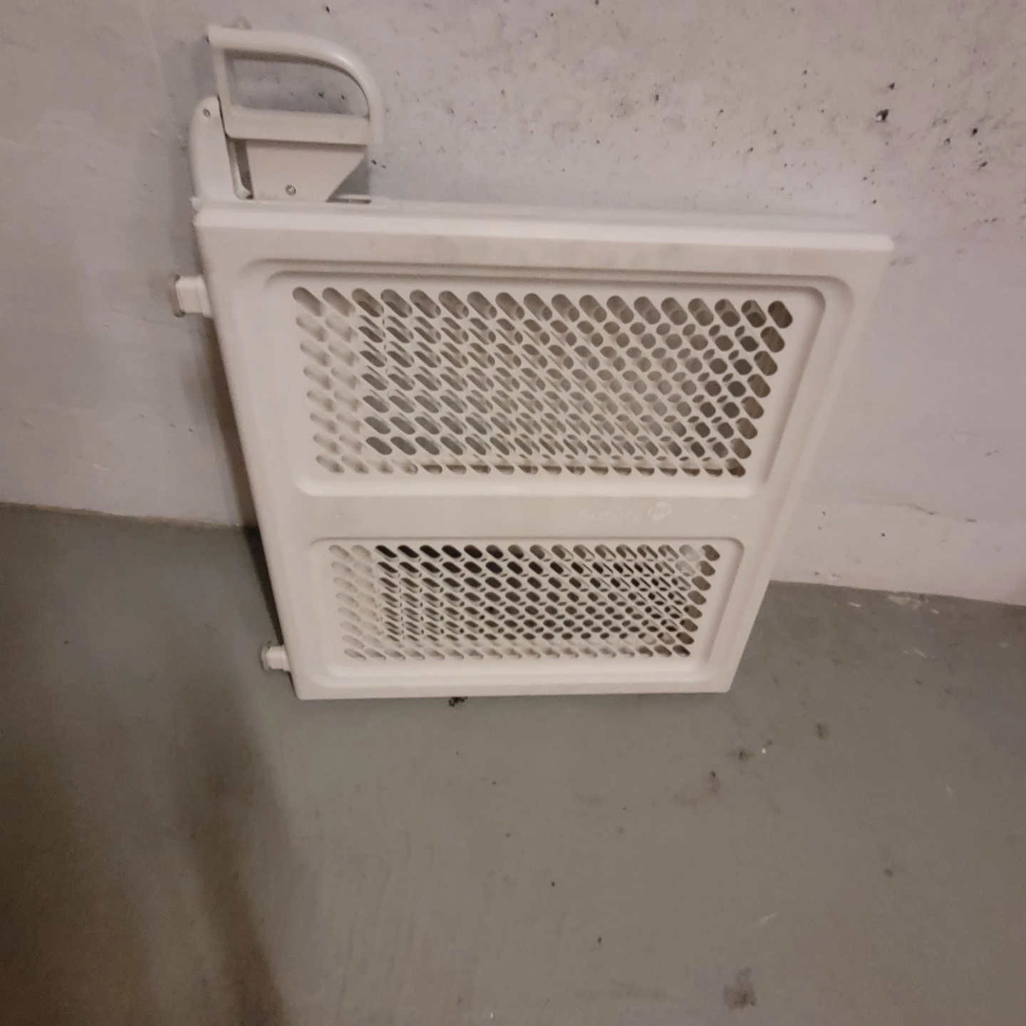 Safety 1st Baby Gate