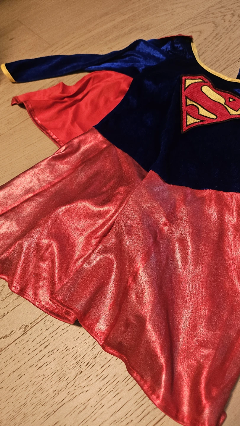 Supergirl Costume Dress for 2 to 3 year old. - photo 4