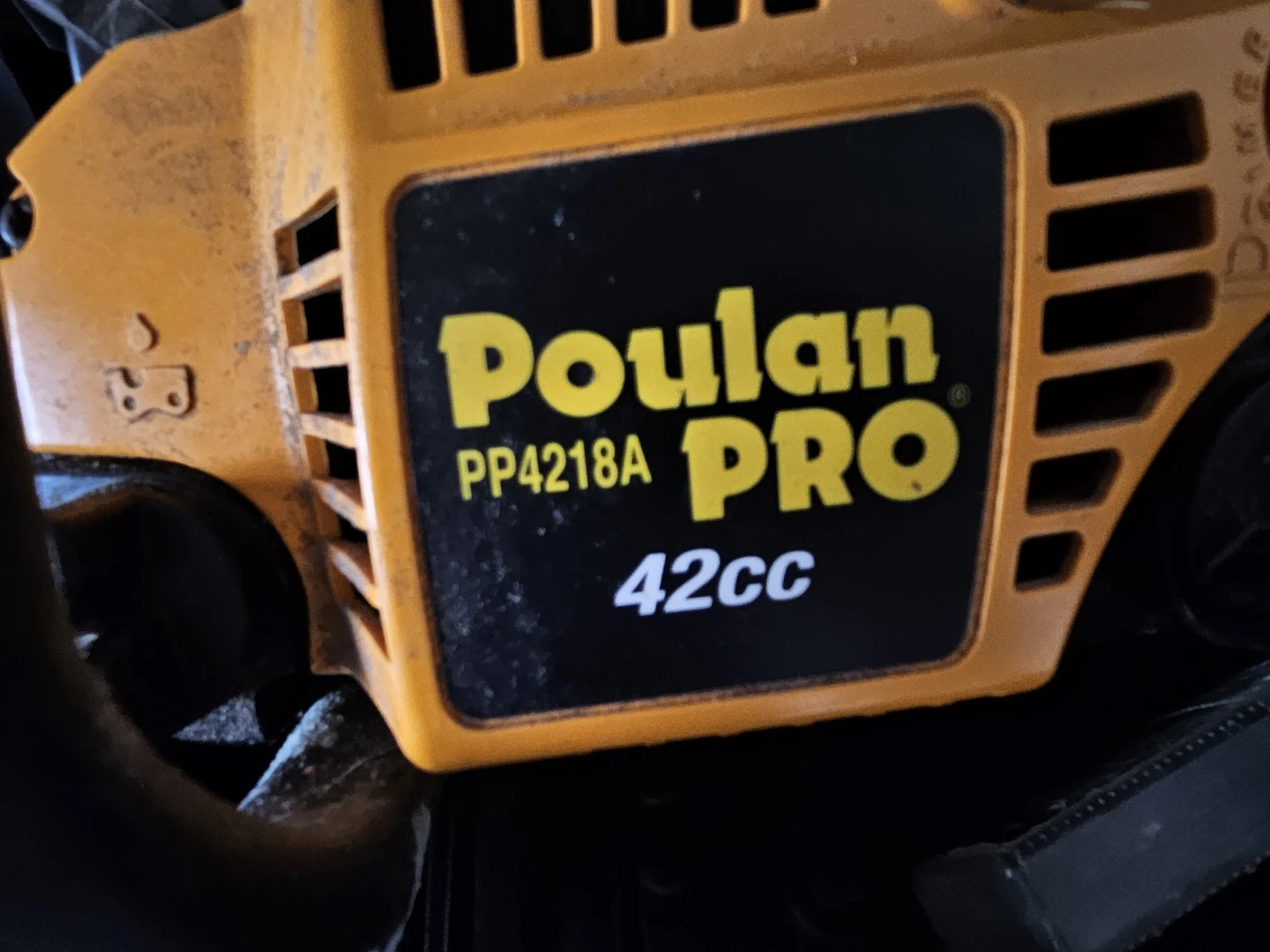 Poulan Pro PP4218A 142cc Chainsaw