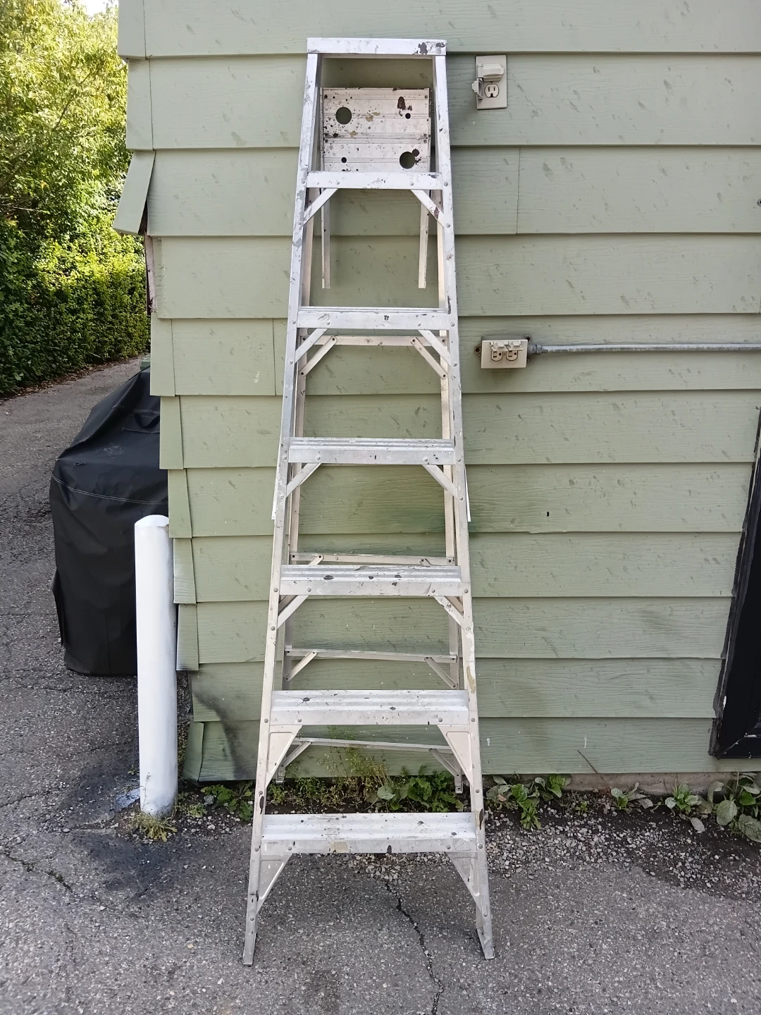 Aluminum Step Ladder - photo 2