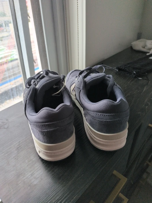 Converse Shoes - photo 3