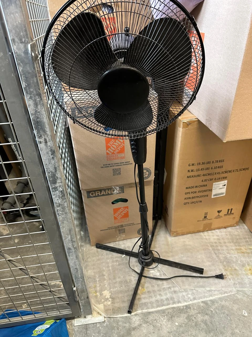 Standing fan