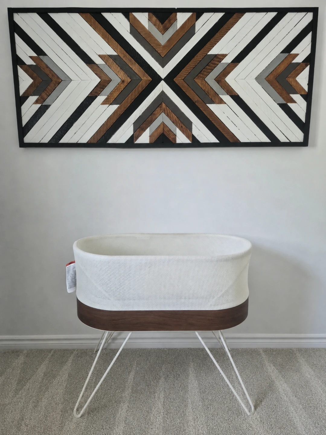 SNOO Smart Bassinet – Excellent Condition + Extras – $1,700