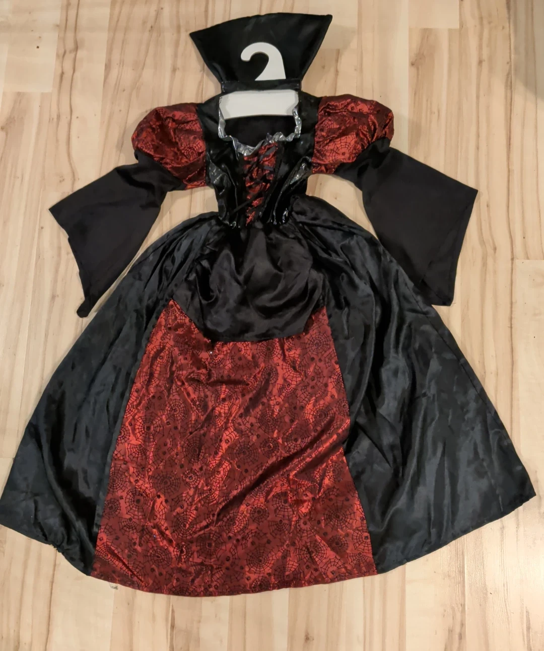 Vampire/Witch Halloween Costume