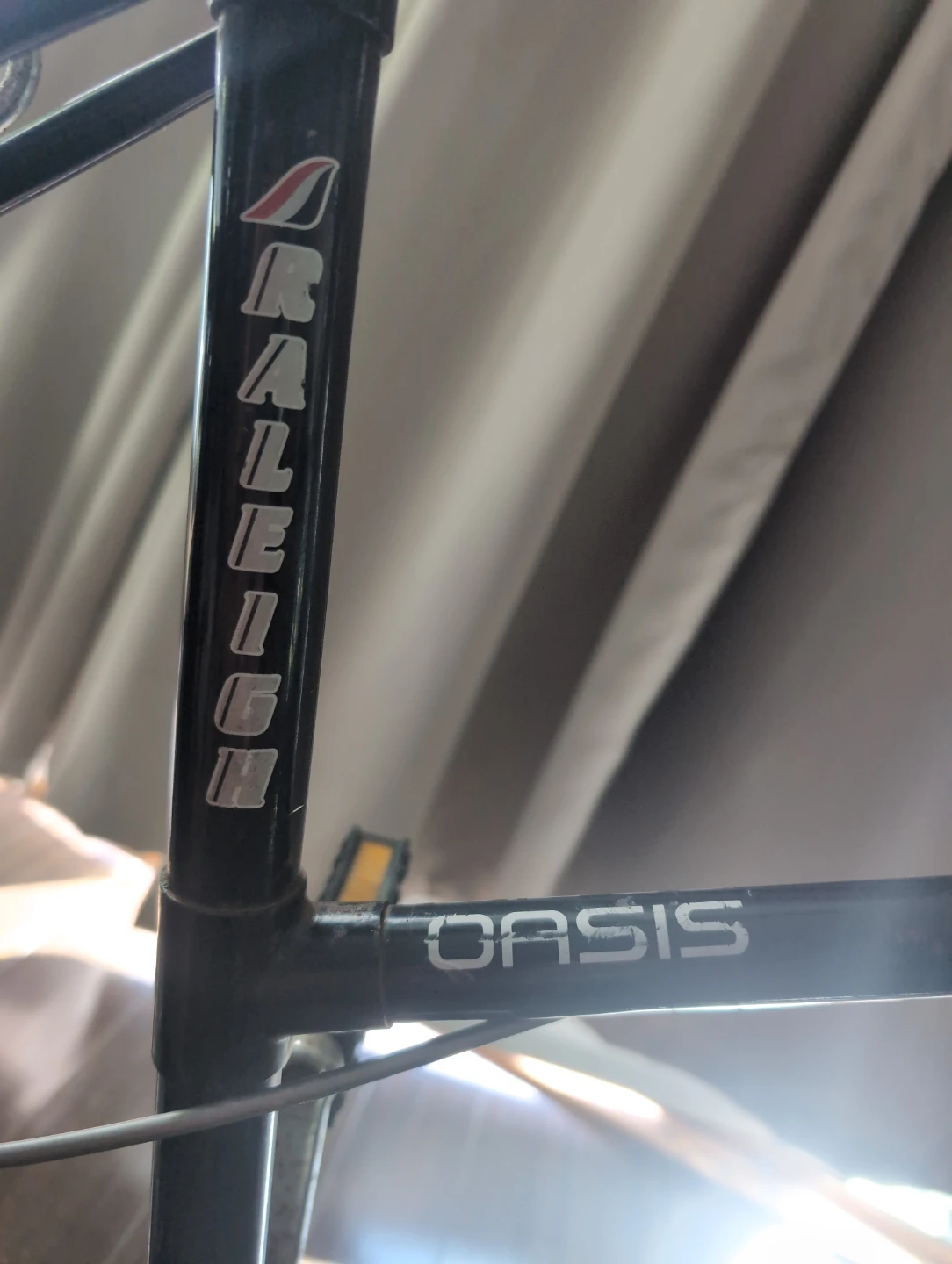 Raleigh Oasis Women's Step-Through,bNeeds Gear Cable Replacement - photo 2