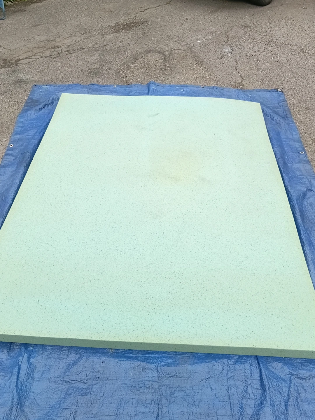 Queen Size High Density 2.5" Memory Foam Topper
