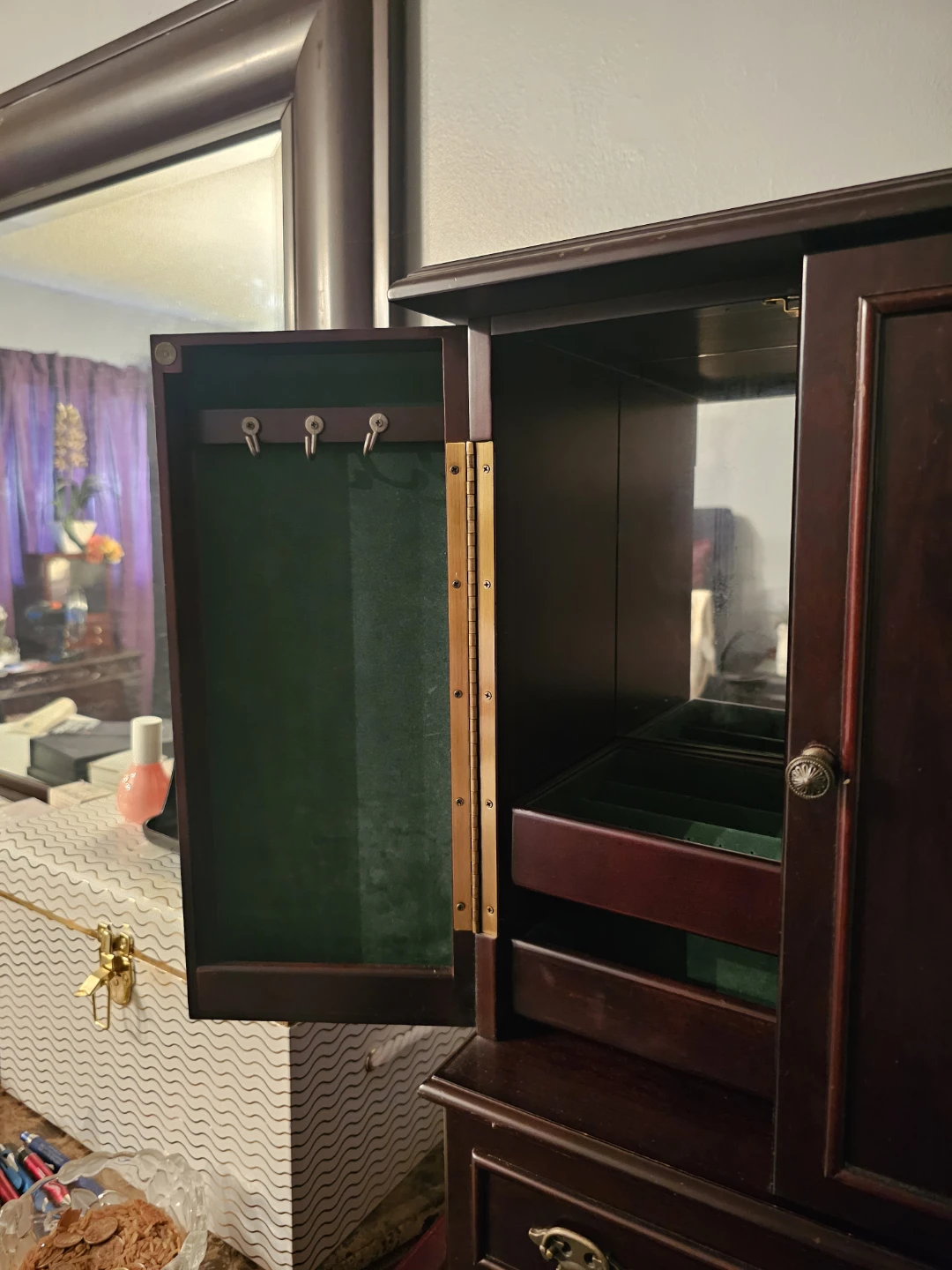 Wooden Jewellery Cabinet with Drawers - photo 2