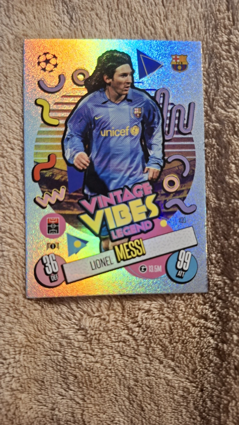 Topps Match Attax Lionel Messi Vintage Vibes Card