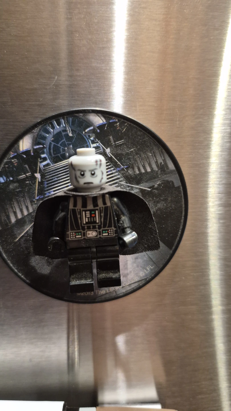 🏈LEGO Star Wars Darth Vader Magnet