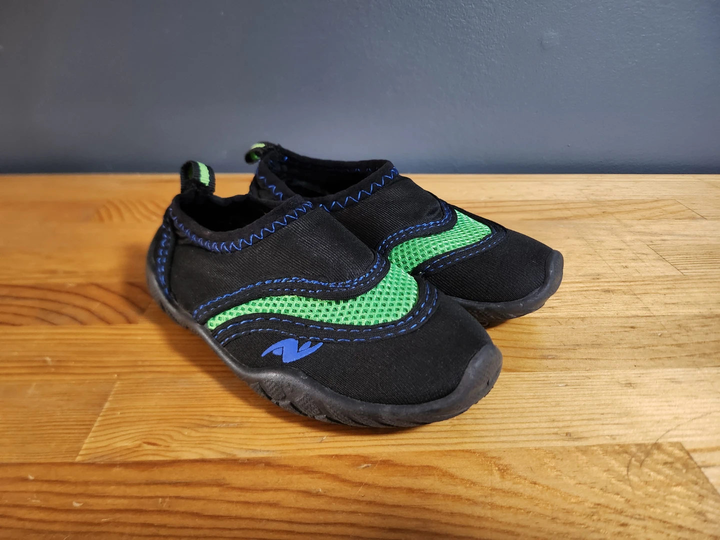 Athletic Works Kids Water Shoes 🏈