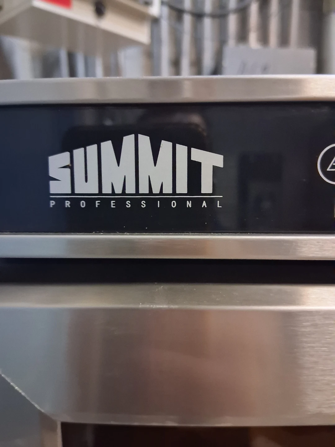 Summit Professional Dual Zone Wine Cooler - photo 2