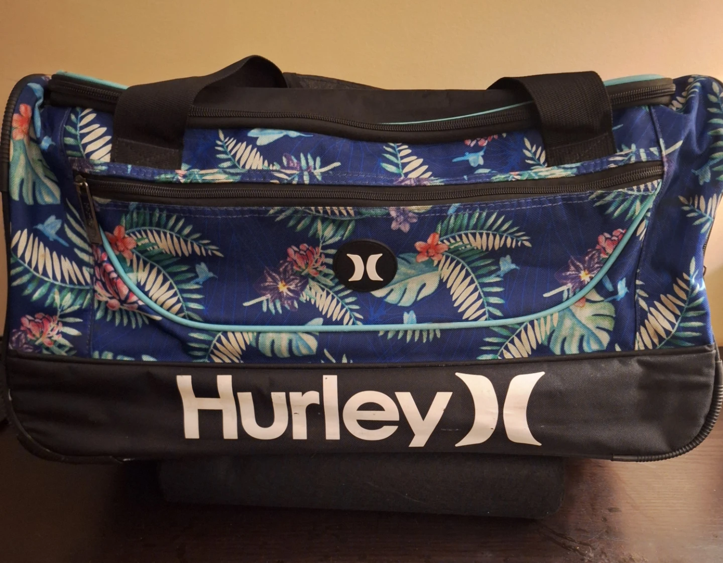 Hurley Tropical Print Rolling Duffel Bag