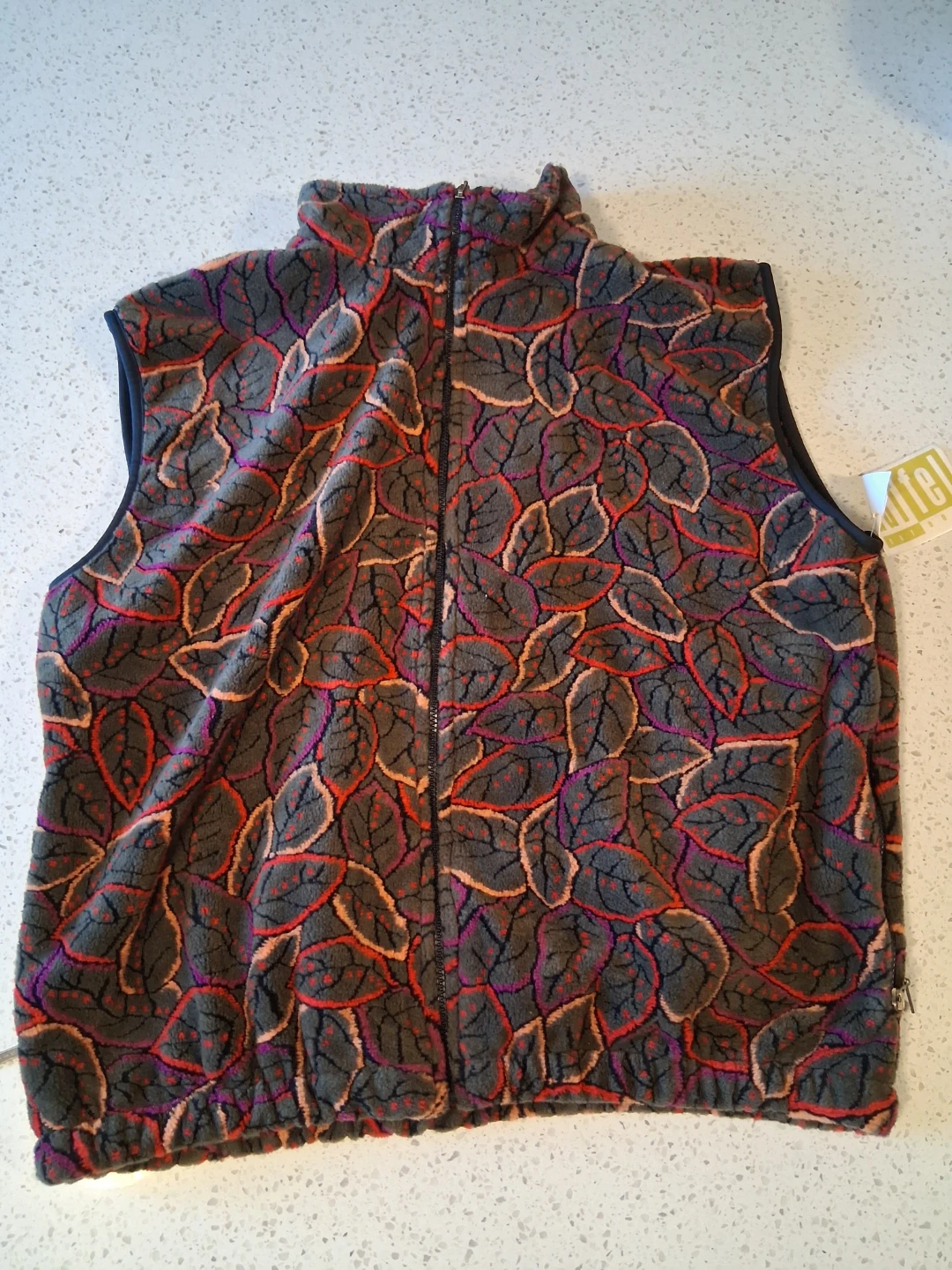 Autumn print fleece vest