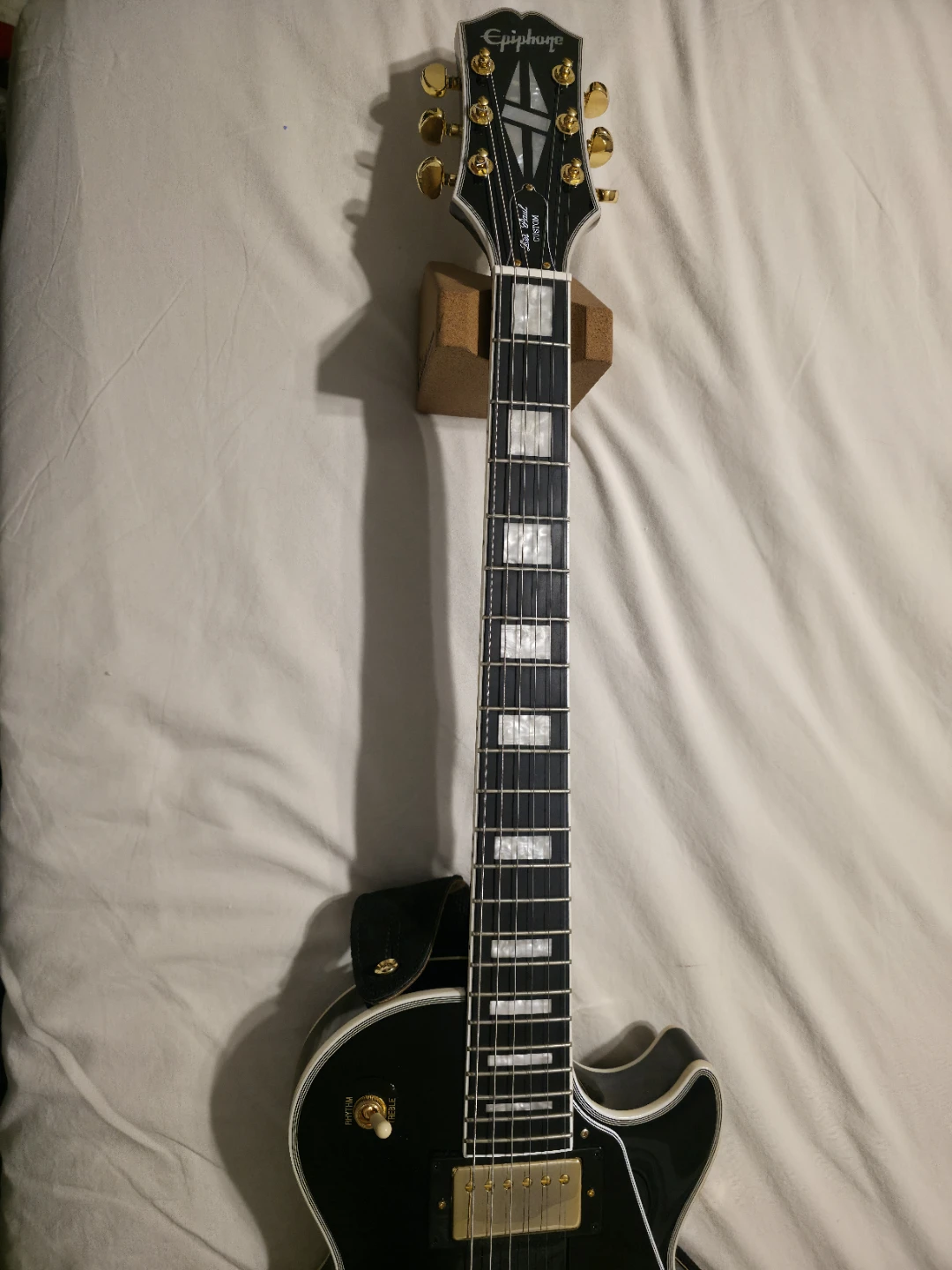 Mint Condition Epiphone les paul custom In Black - photo 2
