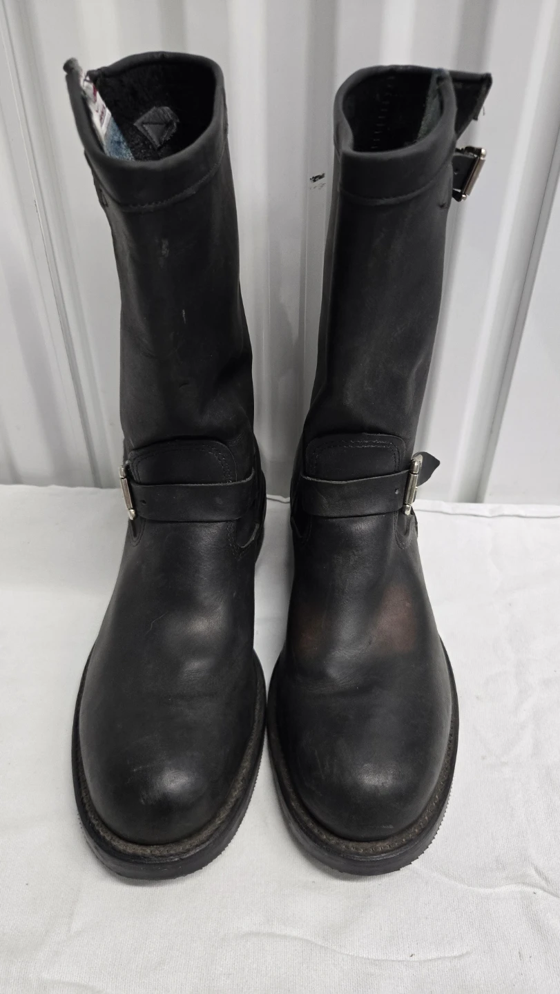 Chippewa engineer boots come in black leather size 10D - photo 3
