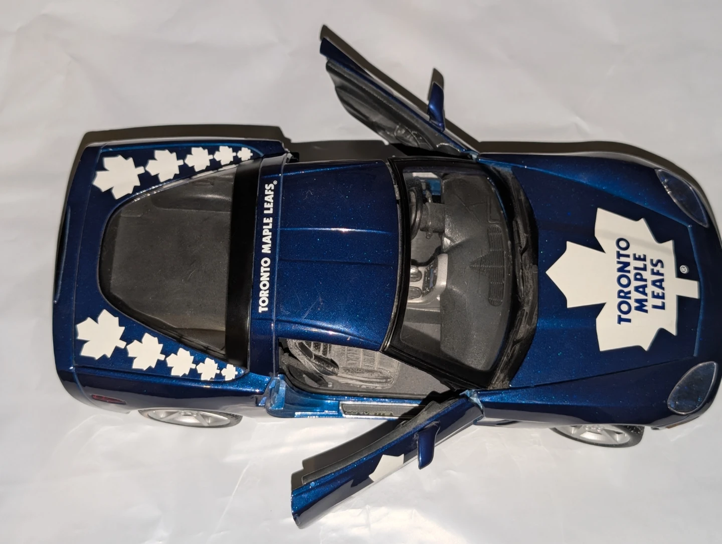 Toronto Maple Leafs Diecast Corvette - photo 4