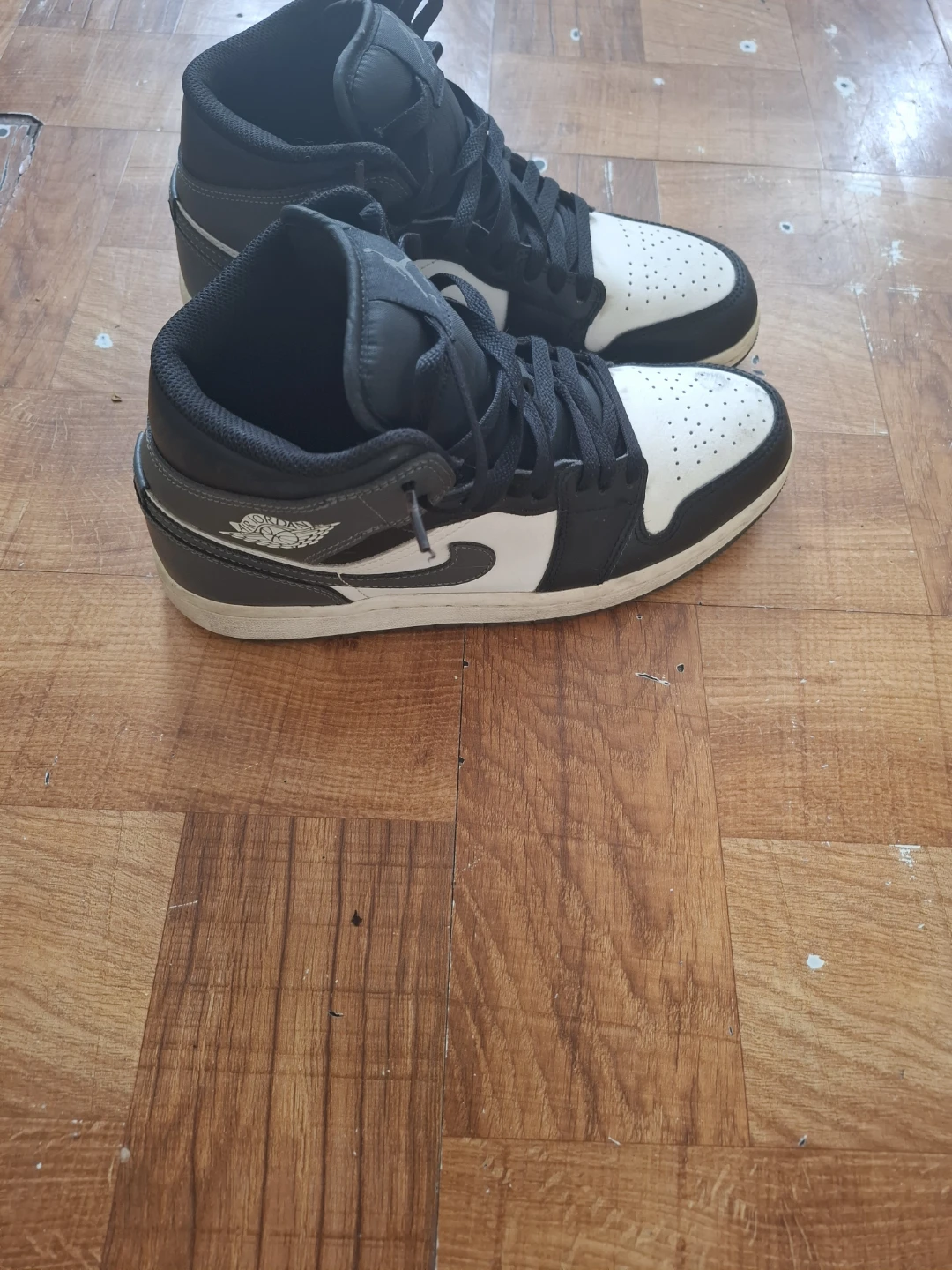 Air Jordan 1 Mid Sneakers Black White Grey - photo 3