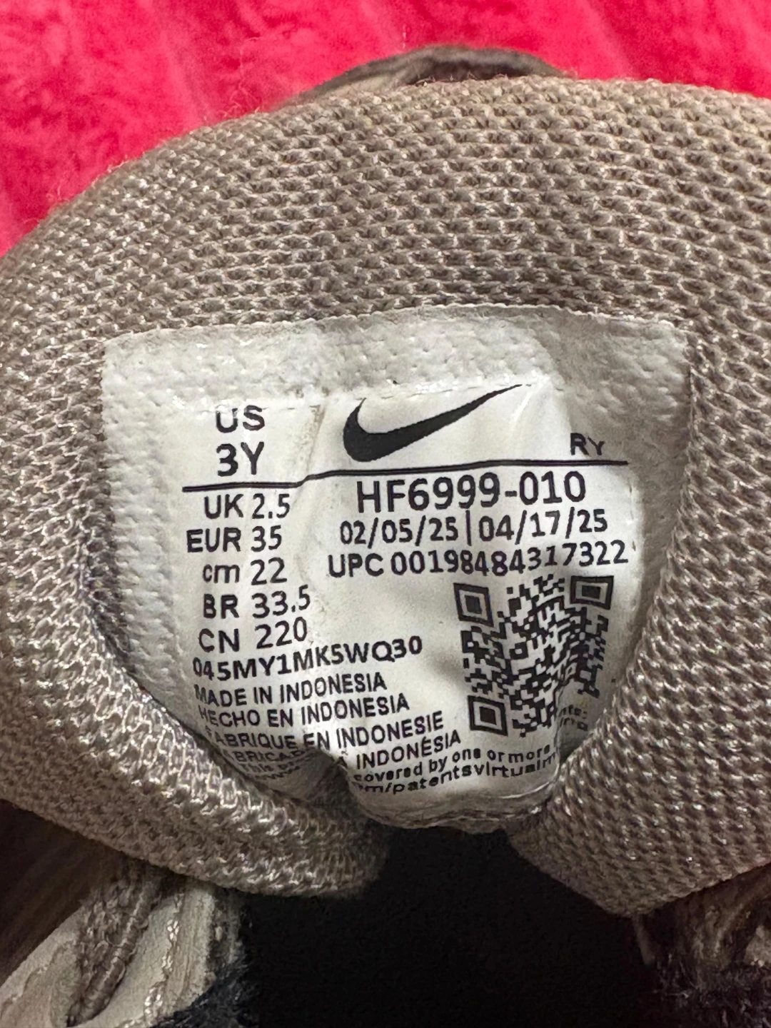 Nike Vomero 5 Sneakers Size 3Y - photo 2