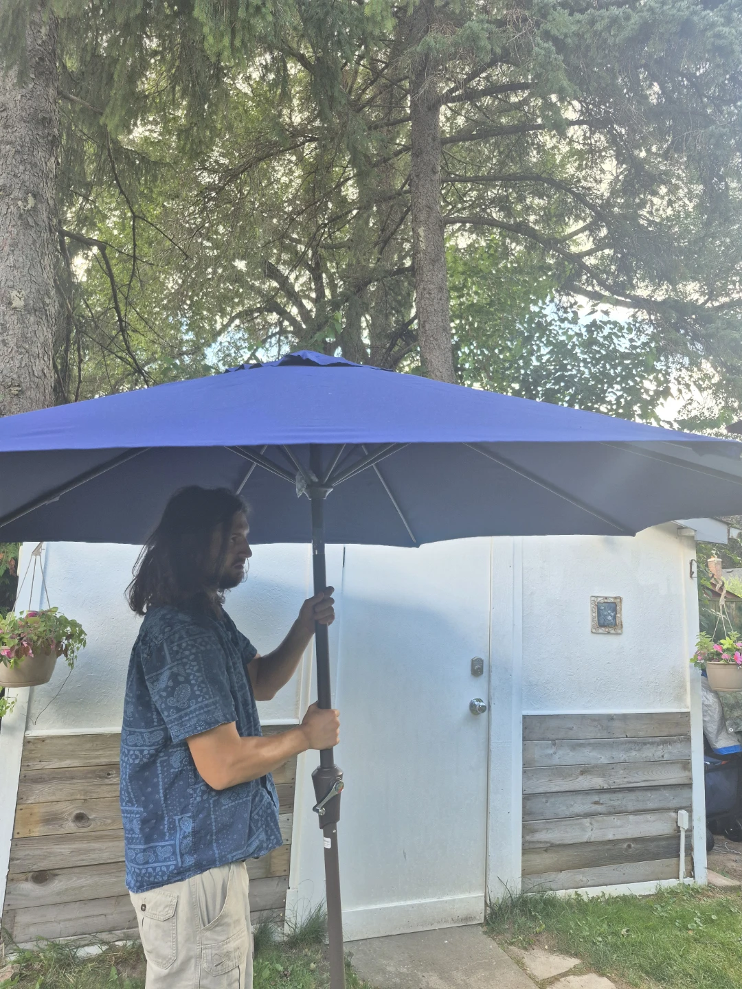 😘👌New Heavy Duty Patio Umbrella (9 ft wide)