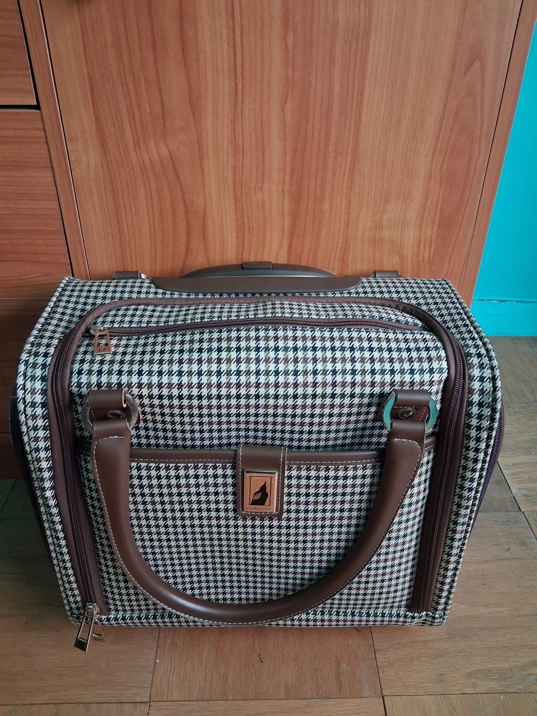 London Fog Luggage