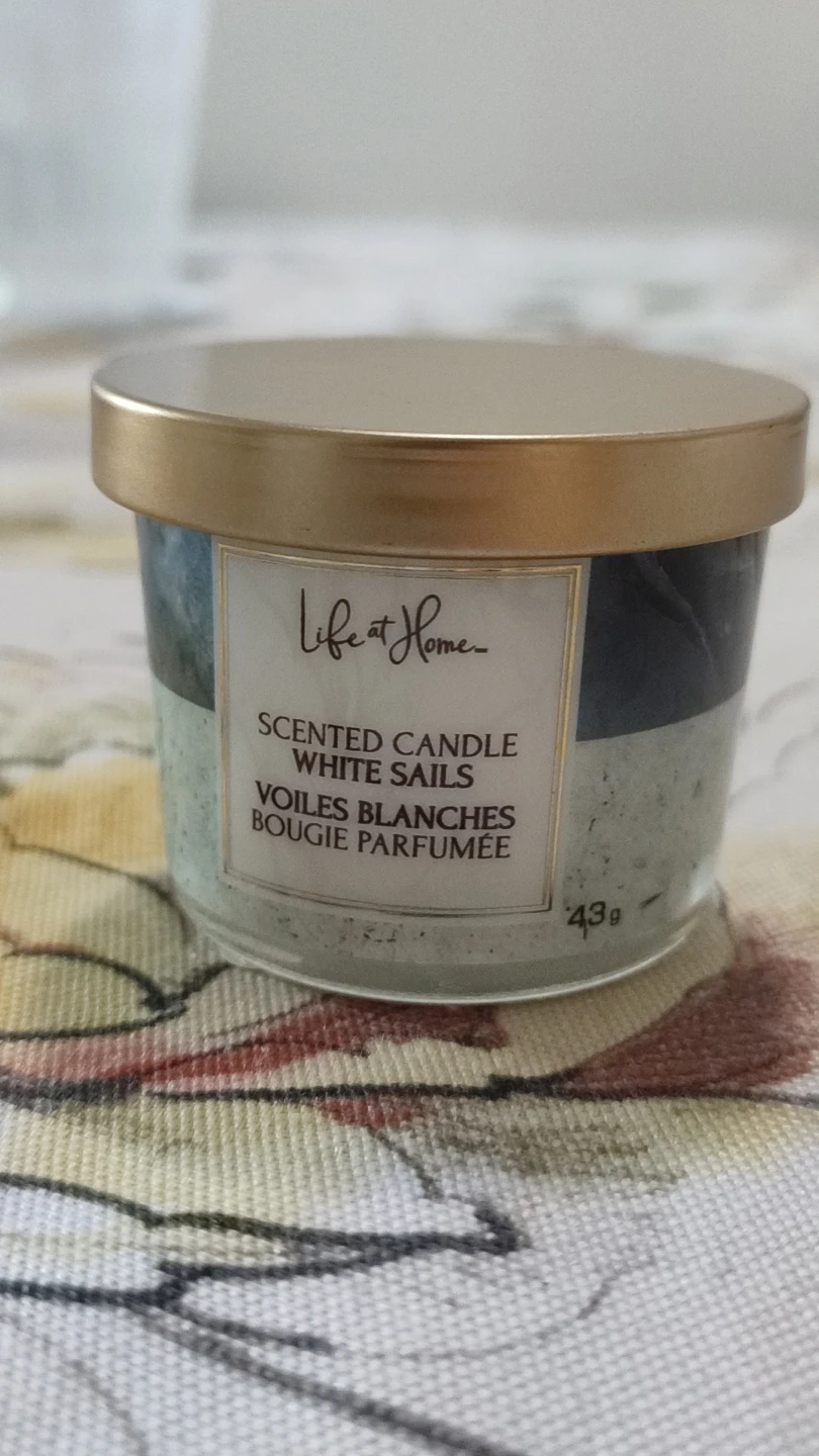 Life at Home White Sails Scented Candle - photo 2