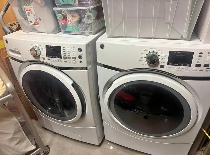 GE Steam Dryer with Vibration Control
