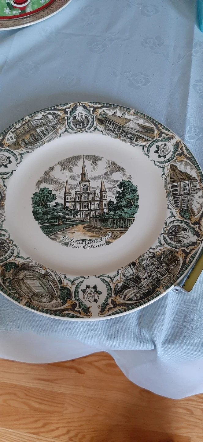 St. Louis Cathedral New Orleans Souvenir Plate.