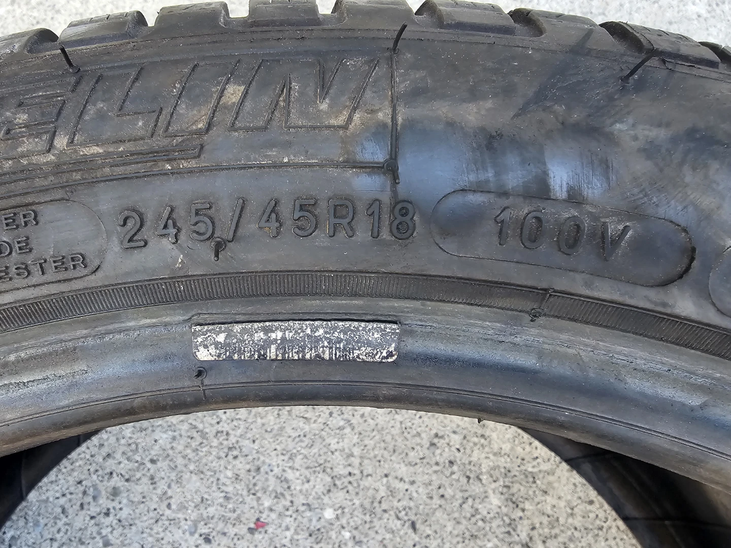 245/45 R18 WINTER TIRE (1 ONLY) - photo 2