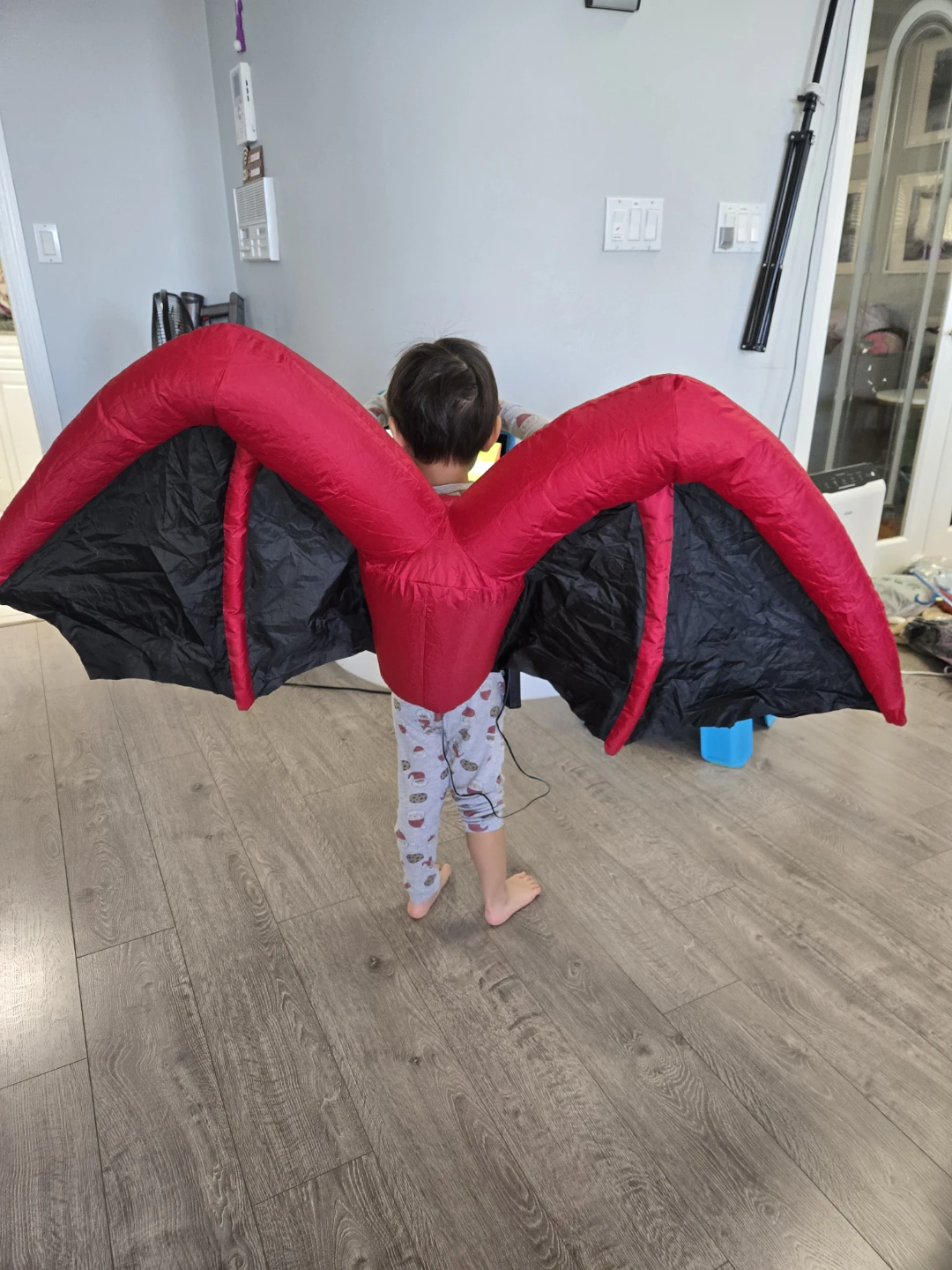 Halloween inflatable costume bat vampire wings - photo 3