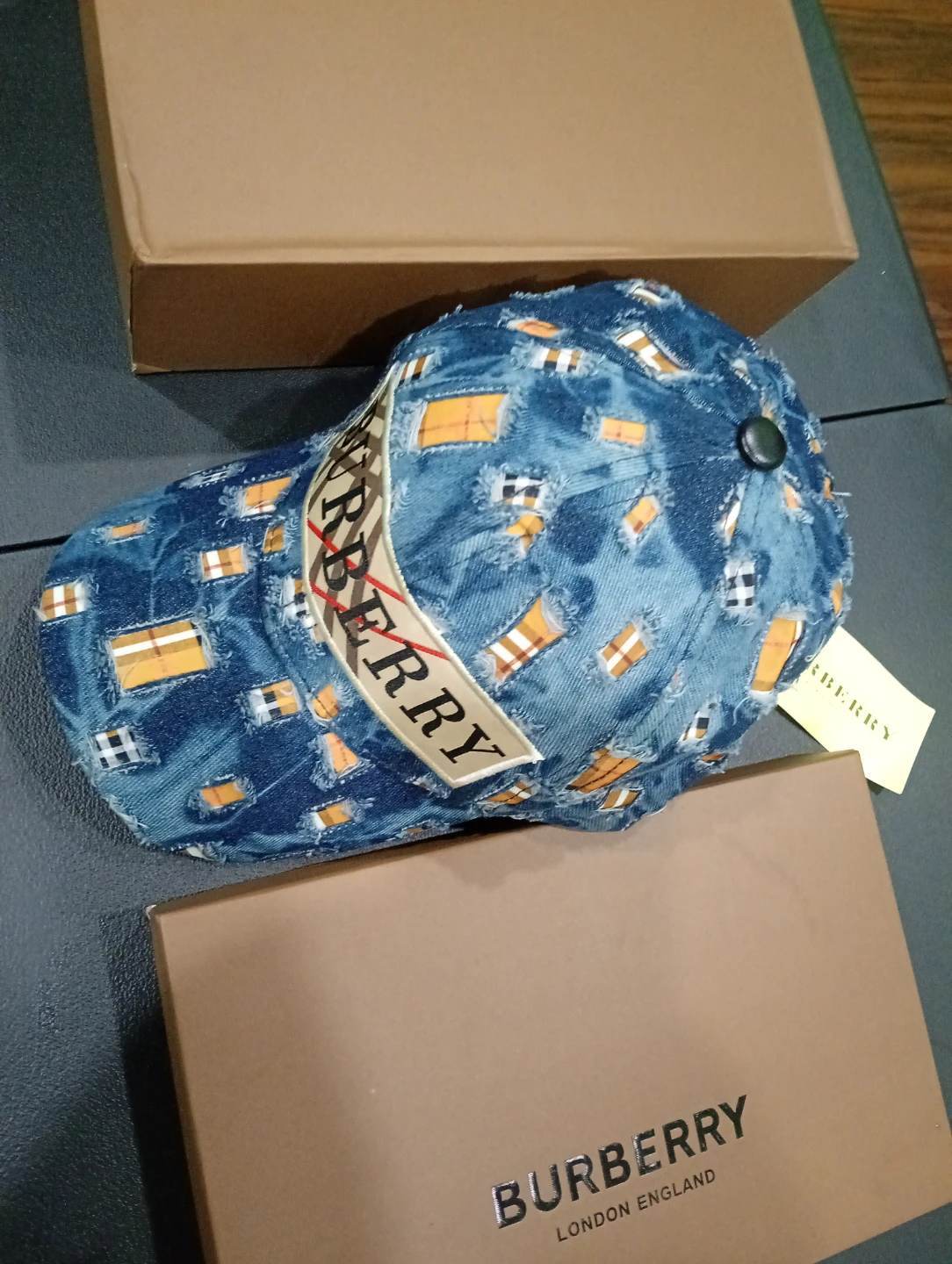 Burberry Denim Distressed Baseball Cap unisex - photo 3