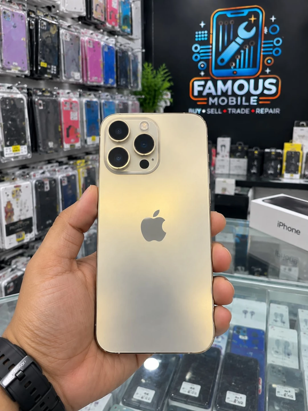 Apple iPhone 14 Pro  Max Gold - photo 2