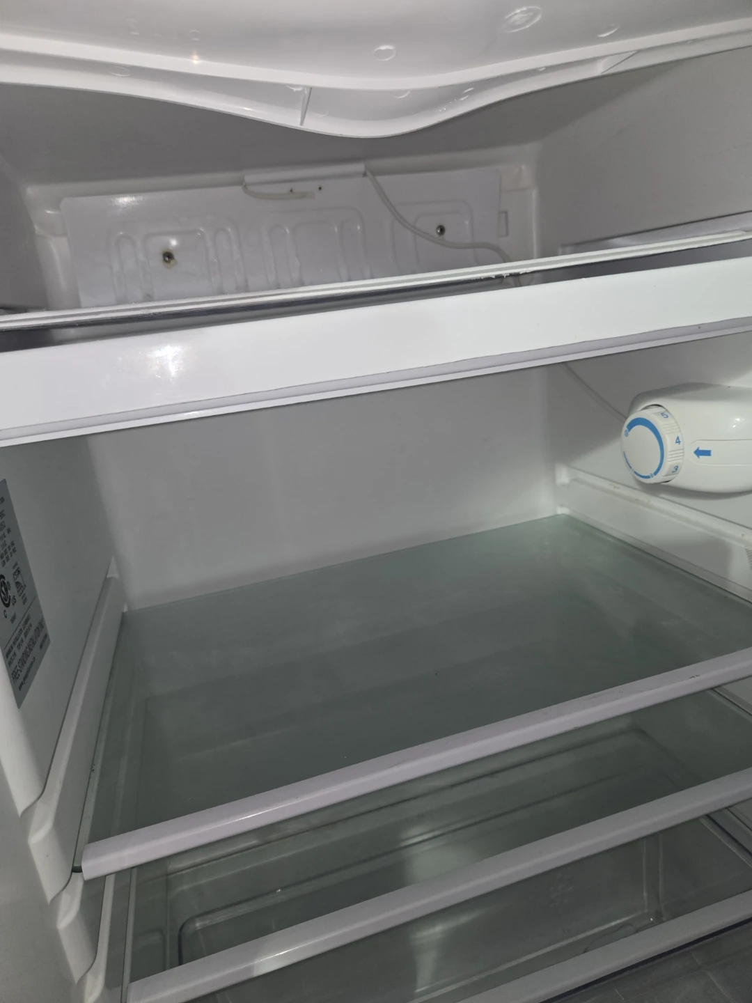 Compact fridge