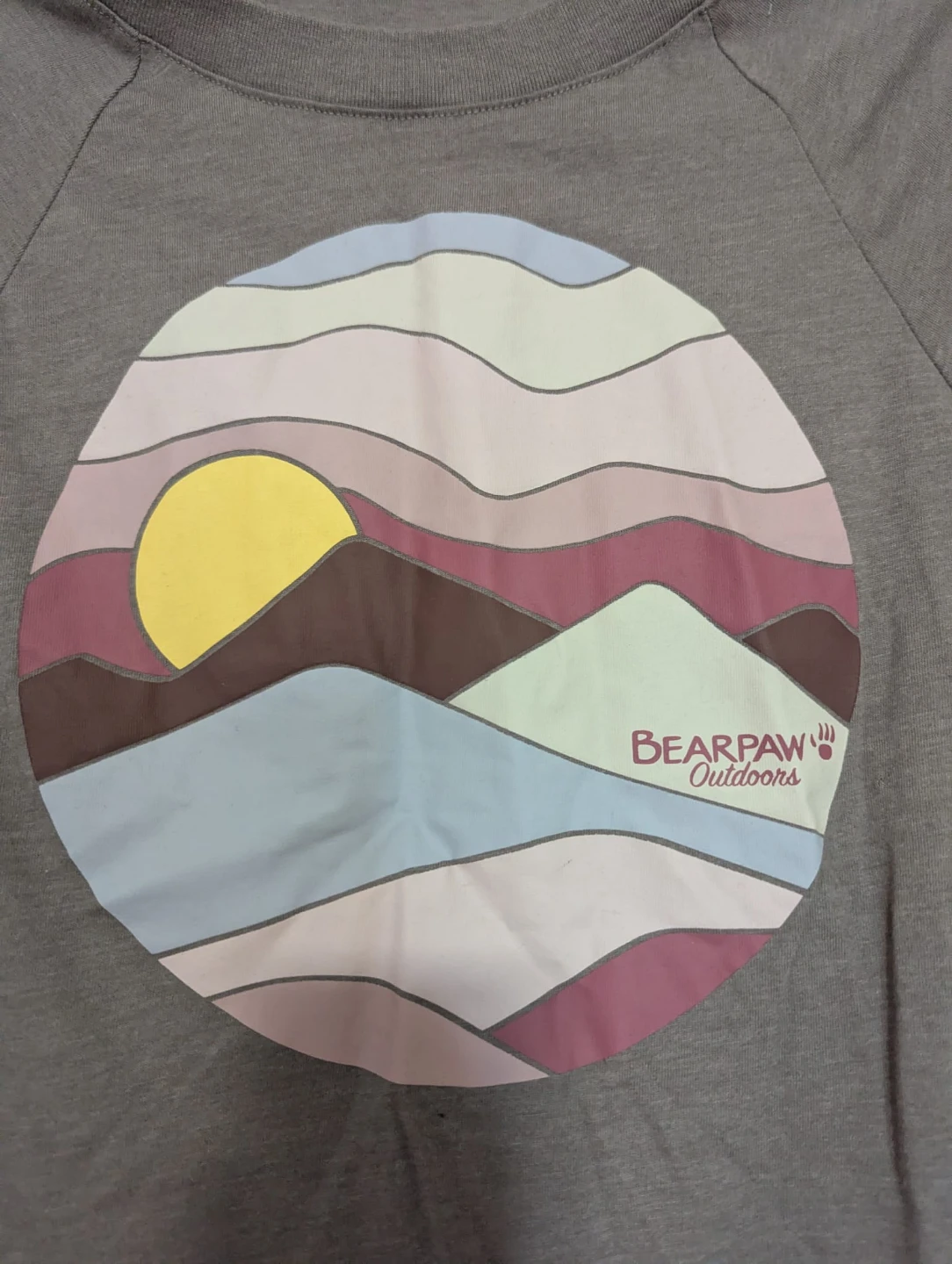 Bearpaw Outdoors Graphic T-Shirt Medium - photo 2