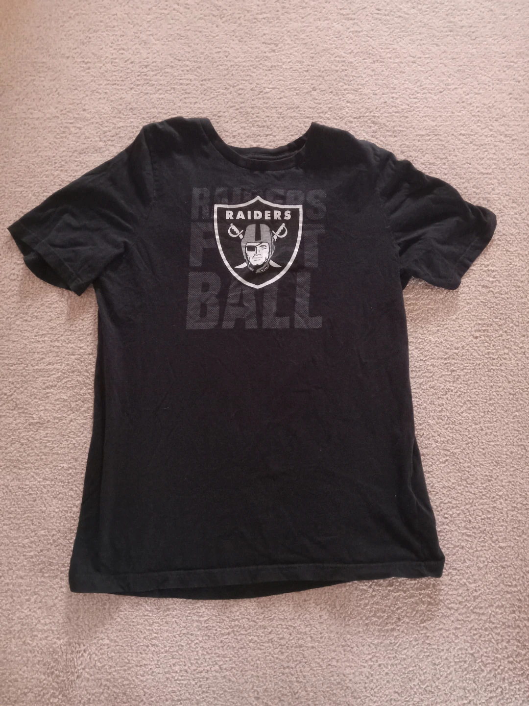 Las Vegas Raiders NFL T-shirt, size Kids XL