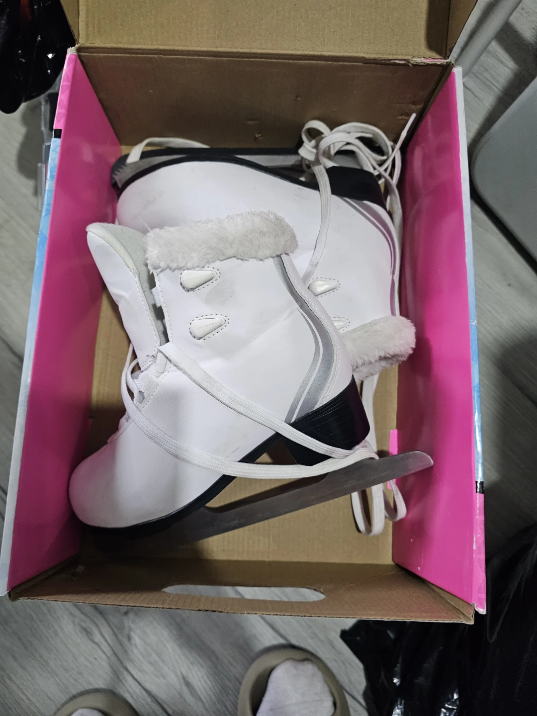 White Figure Skates - photo 2