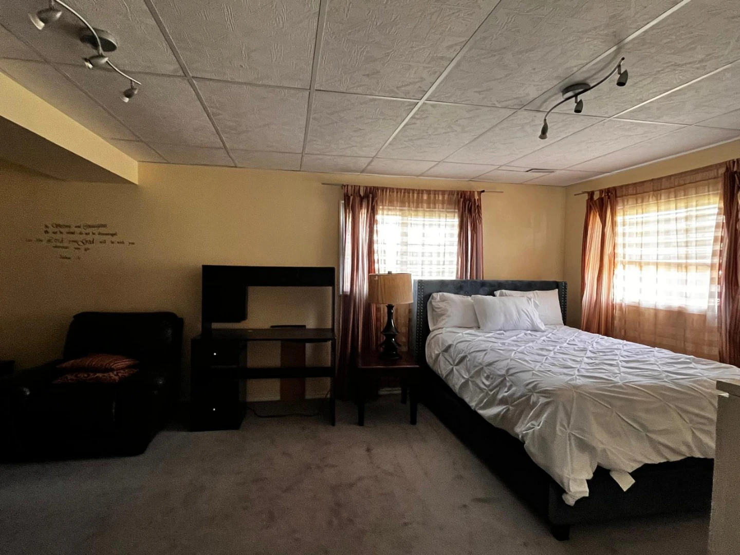 Box Spring, recliner... - photo 2